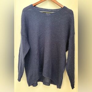 SUNDRY by Anthropologie Blue Crew Neck Sweater Size: 3 Soft Knit